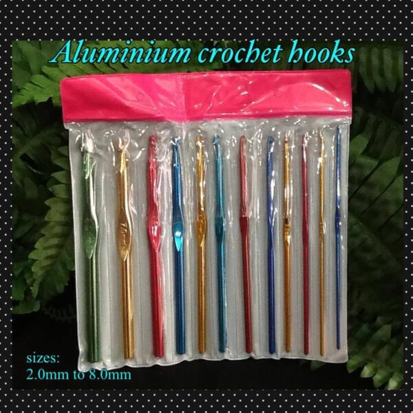 Aluminium crochet hooks