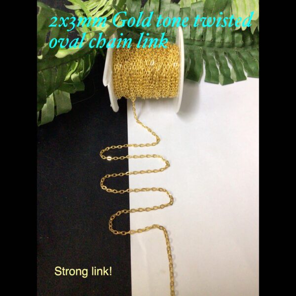 2x3mm Gold tone twisted oval chain link (3ft)