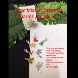 7pc Mixed Christmas charms/pendants 20% off!