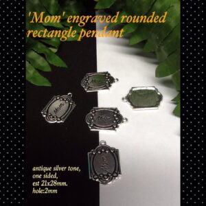 28mm 'MOM' engraved rounded rectangular pendant
